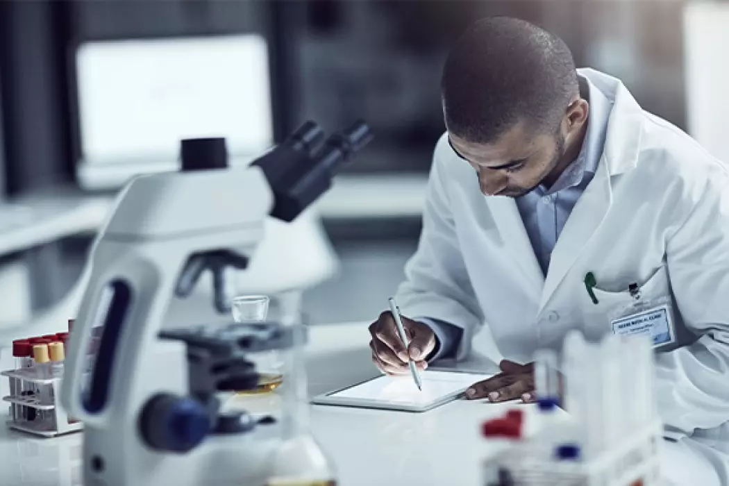 <strong>Nouveau cette année</strong> : bourses de recherche au doctorat